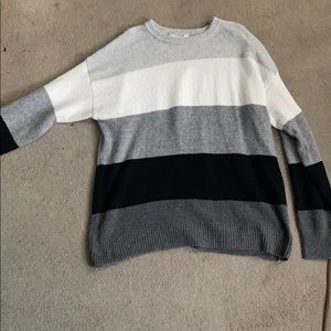 ☆Grey/White/Black Sweater